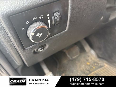 Used 2012 Jeep Grand Cherokee Overland AWD/4WD image 19