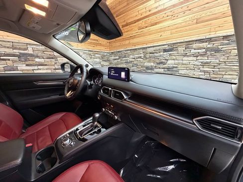 Used 2023 MAZDA CX-5 Carbon Edition image 13