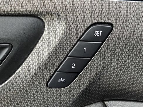Used 2023 Chevrolet Traverse Premier AWD/4WD image 37