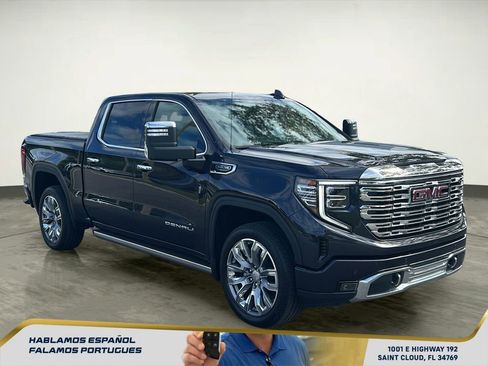 Used 2025 GMC Sierra 1500 Denali w/ Denali Reserve Package AWD/4WD image 8