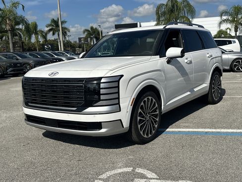 New 2026 Hyundai Palisade Calligraphy image 2