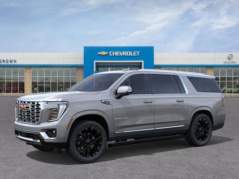 New 2026 GMC Yukon XL Denali image 2