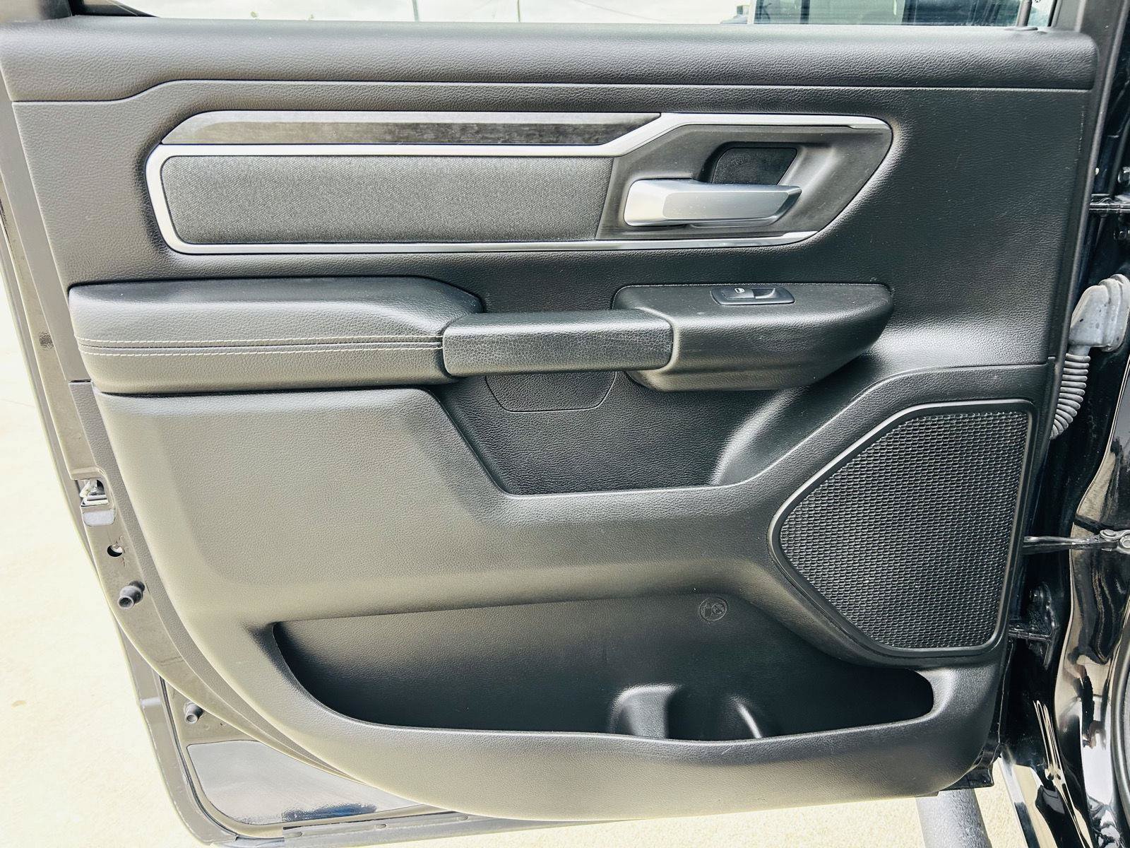 Used 2019 RAM 1500 Big Horn AWD/4WD image 24