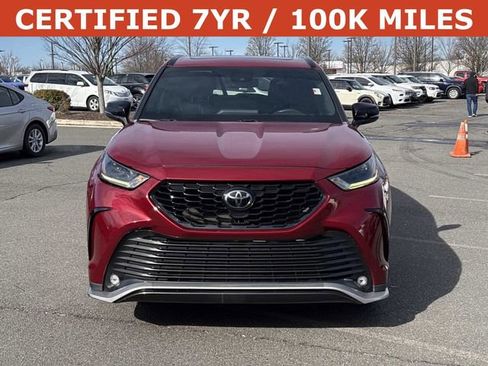 Used 2022 Toyota Highlander XSE image 6