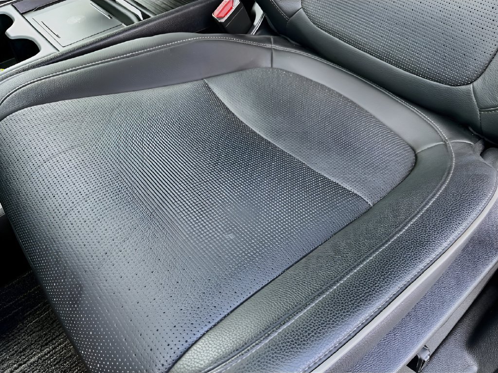 Used 2025 Honda Odyssey Elite image 19