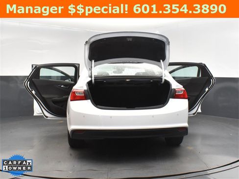 Used 2024 Chevrolet Malibu LT image 52