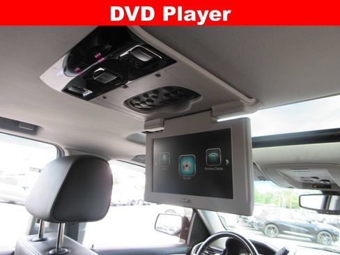 Used 2019 GMC Yukon XL Denali w/ Open Road Package AWD/4WD image 17