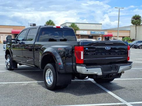 Used 2022 Ford F350 Lariat w/ Lariat Ultimate Package AWD/4WD image 5
