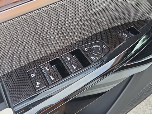 New 2025 BMW 760i xDrive image 21