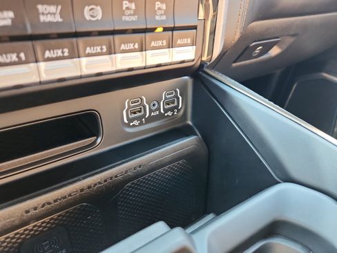 Used 2022 RAM 3500 Limited AWD/4WD image 27