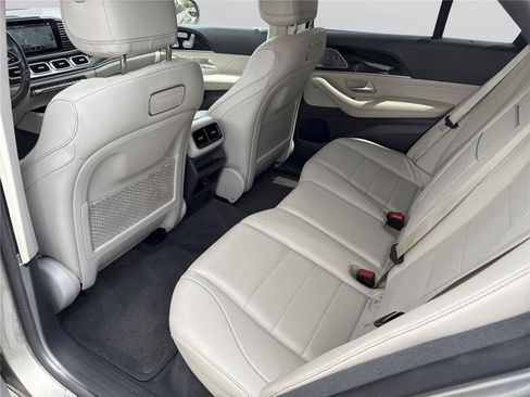 Used 2020 Mercedes-Benz GLE 350 4MATIC image 33