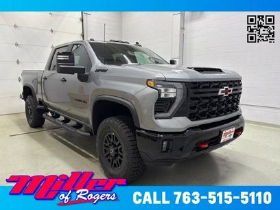 New 2026 Chevrolet Silverado 2500 ZR2 w/ LPO, Dark Essentials Package
