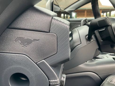 Used 2025 Ford Mustang GT Premium RWD image 30