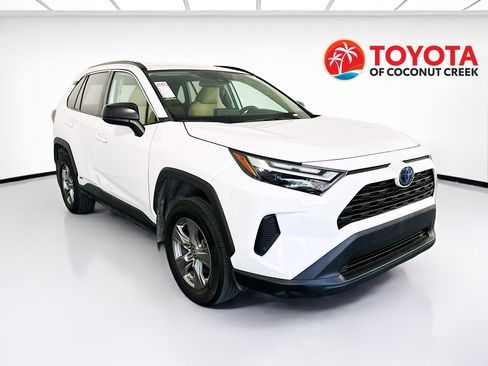 Used 2024 Toyota RAV4 LE AWD/4WD image 1