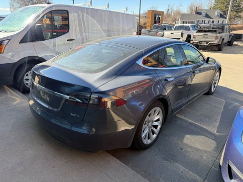 Used 2019 Tesla Model S 100D image 3