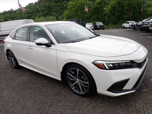 Used 2024 Honda Civic Touring image 11