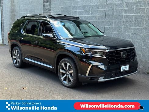 Certified 2024 Honda Pilot Touring image 1