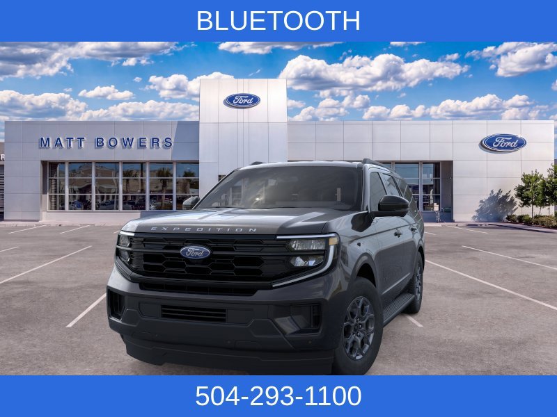 New 2026 Ford Expedition Active RWD image 3