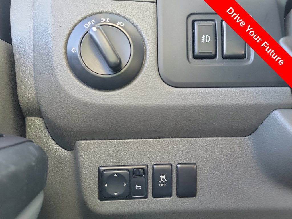 Used 2019 Nissan NV 3500 SL RWD image 17