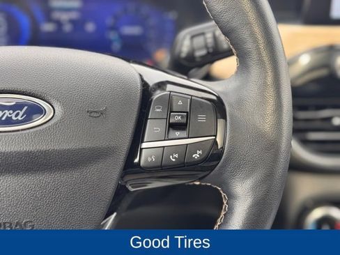 Used 2022 Ford Escape Titanium w/ Titanium Elite Package AWD/4WD image 13