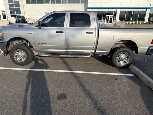 Used 2019 RAM 2500 Tradesman AWD/4WD image 5