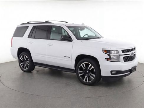 Used 2018 Chevrolet Tahoe Premier AWD/4WD image 2