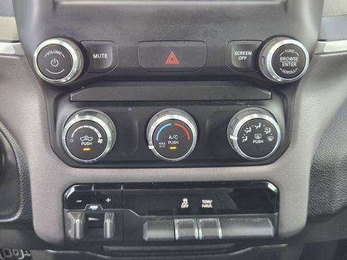 Used 2022 RAM 1500 Big Horn RWD image 14