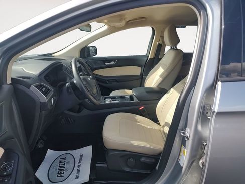 Used 2024 Ford Edge SE w/ Black Appearance Package AWD/4WD image 9