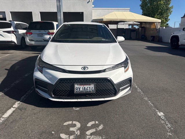 Used 2022 Toyota Corolla SE w/ Carpet Mat Package (TMS) FWD image 2