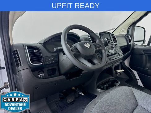 Used 2025 RAM ProMaster 3500 w/ Quick Order Package 22G SLT FWD image 9