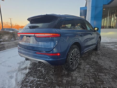 Used 2021 Lincoln Corsair Reserve w/ Equipment Group 201A image 5