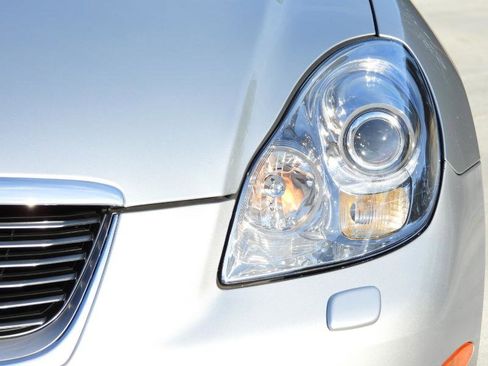 Used 2006 Lexus SC 430 Convertible image 36