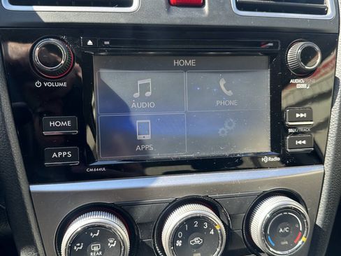 Used 2015 Subaru Impreza 2.0i Premium image 23