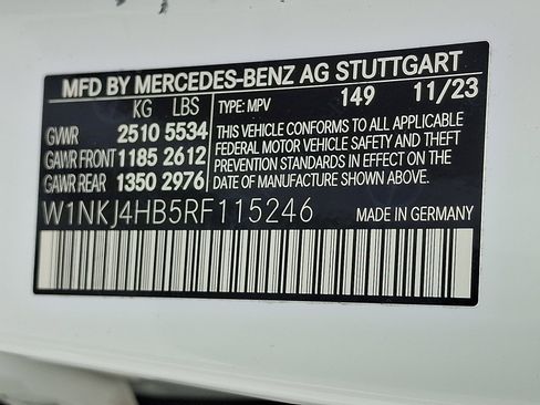 Used 2024 Mercedes-Benz GLC 300 4MATIC image 28