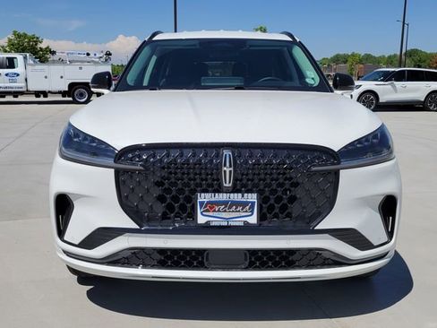 New 2026 Lincoln Aviator AWD image 5