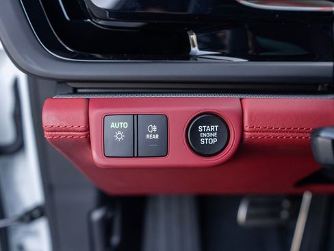 New 2026 Porsche Panamera 4 image 18