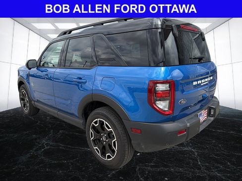 Used 2025 Ford Bronco Sport Outer Banks w/ Outer Banks Tech Package+ AWD/4WD image 3