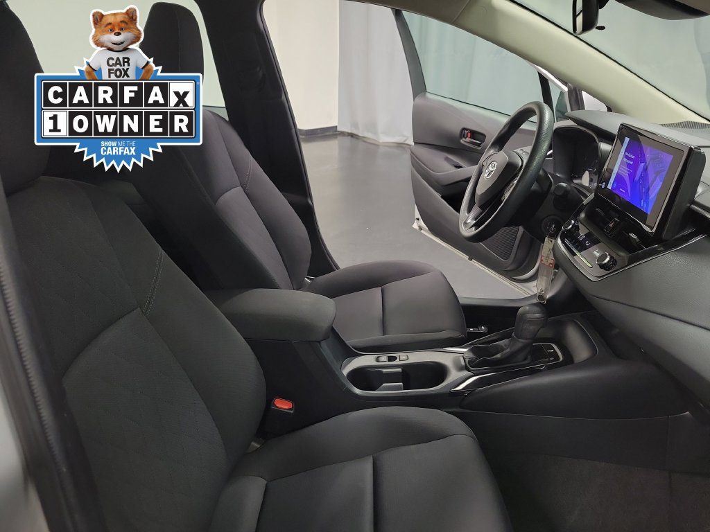 Used 2024 Toyota Corolla LE FWD image 31