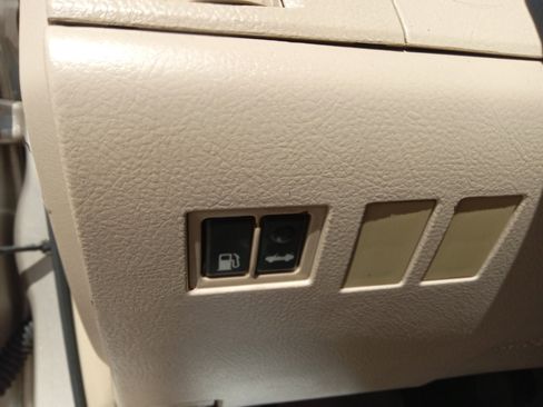 Used 2005 Toyota Avalon Limited image 28