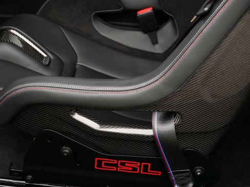 Used 2023 BMW M4 CSL image 24