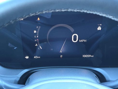 Used 2025 Buick Encore GX Sport Touring w/ Advanced Technology Package image 24