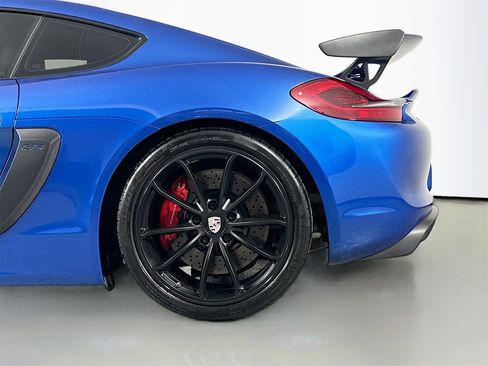 Certified 2016 Porsche Cayman GT4 image 12