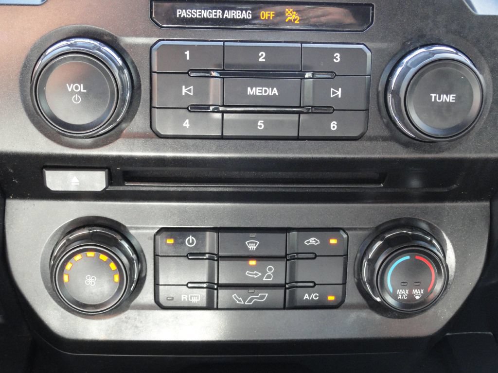 Used 2018 Ford F150 XL w/ Equipment Group 101A Mid RWD image 14
