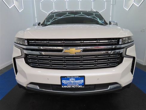 Used 2023 Chevrolet Tahoe Premier RWD image 3