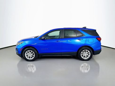 Used 2024 Chevrolet Equinox LS w/ LS Convenience Package FWD image 4