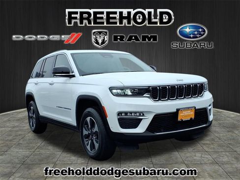 Used 2022 Jeep Grand Cherokee Limited 4xe w/ Luxury Tech Group II image 1
