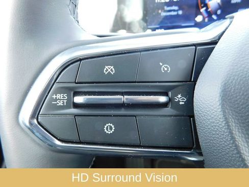 Used 2026 Chevrolet Equinox LT w/ Convenience Package II image 23