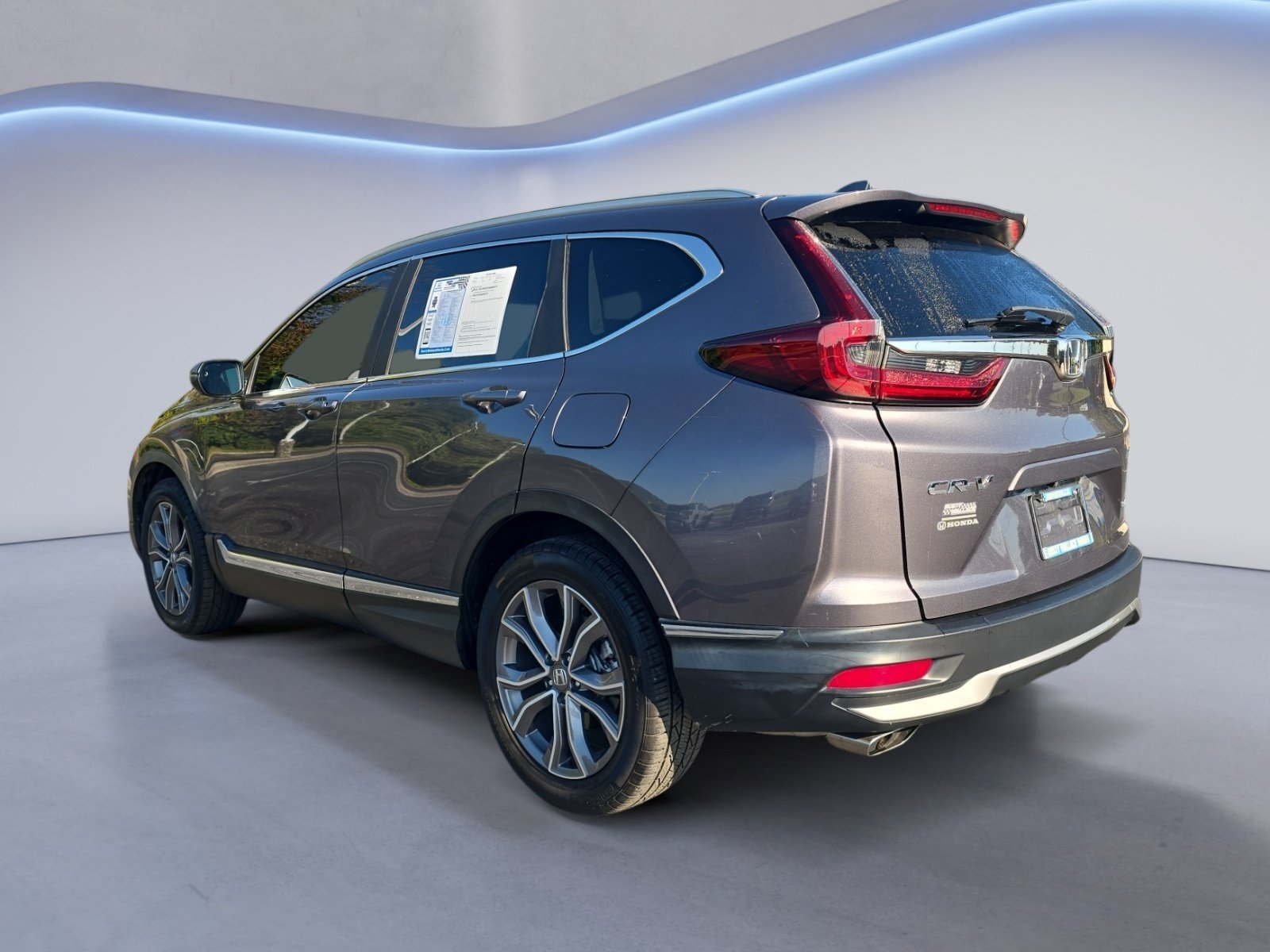 Used 2020 Honda CR-V Touring image 3