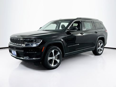 Used 2023 Jeep Grand Cherokee L Limited w/ Luxury Tech Group II AWD/4WD image 1