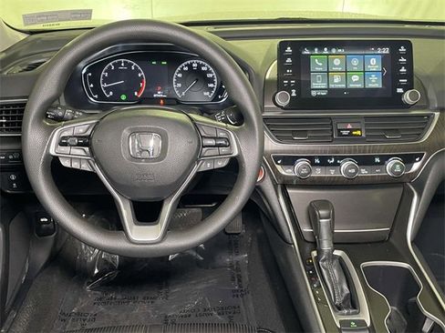 Used 2020 Honda Accord EX image 26